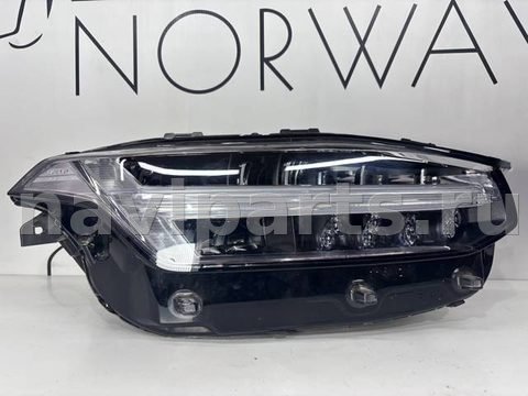 Фары передние (комплект) Volvo XC90, 2017 г., OEM 31677041, арт. 5565