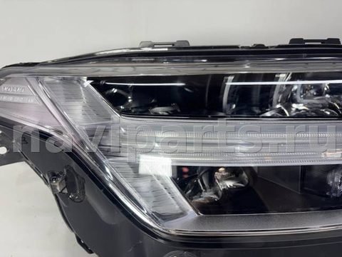 Фары передние (комплект) Volvo XC90, 2017 г., OEM 31677041, арт. 5565, фото 6