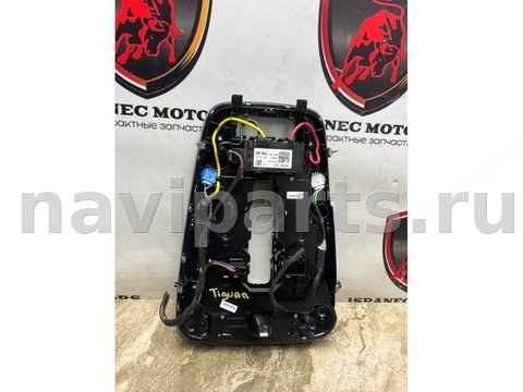 Фонарь салона (плафон) Volkswagen Tiguan AD1, 2021 г., OEM 5q0951177c, арт. 37067, фото 3