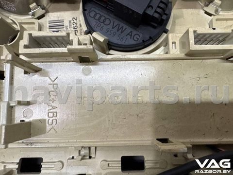 Новое Volkswagen Touareg, 2012 г., OEM 7P6947105H, арт. BVR154-1814, фото 3