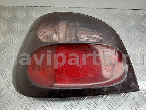 Фонарь задний левый Renault Megane, 1998 г., OEM 7700828137, арт. 1007852
