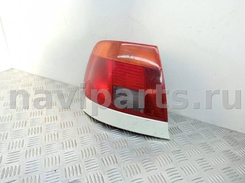 Фонарь задний левый Audi A4, 1998 г., OEM 8D0945095A, арт. 1039839