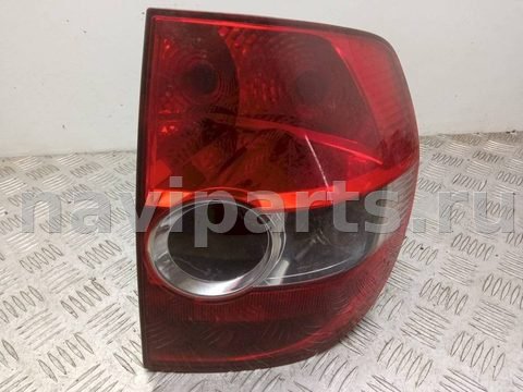 Фонарь задний правый Volkswagen Fox, 2006 г., арт. 1045268