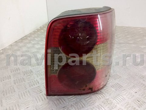 Фонарь задний правый Volkswagen Passat, 2005 г., арт. 1071025