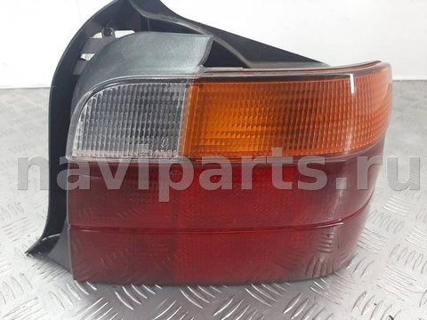 Фонарь задний правый BMW 3 E36, 1996 г., арт. 1085800