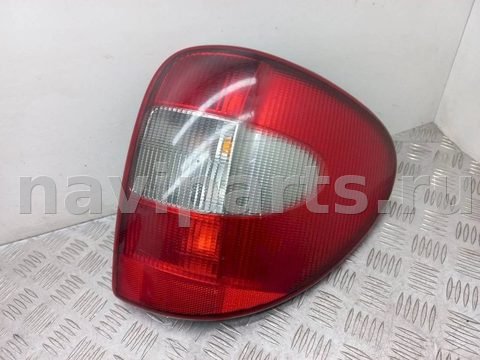 Фонарь задний правый Chrysler Voyager, 2006 г., OEM 04857306ABC, арт. 1098689