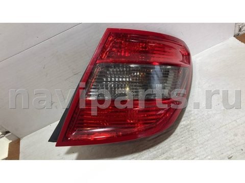 Фонарь задний правый Mercedes C W204, 2009 г., OEM 2048203864, арт. 20732