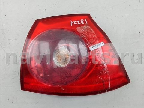 Фонарь задний правый Volkswagen Golf, 2004 г., OEM 1K6945096G, арт. 55107773