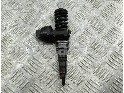 Новое Volkswagen Passat B6, 2005 г., OEM 038130073BQ, арт. 55334144