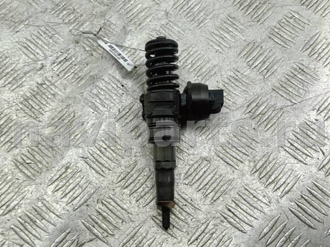 Новое Volkswagen Passat B6, 2005 г., OEM 038130073BQ, арт. 55334145