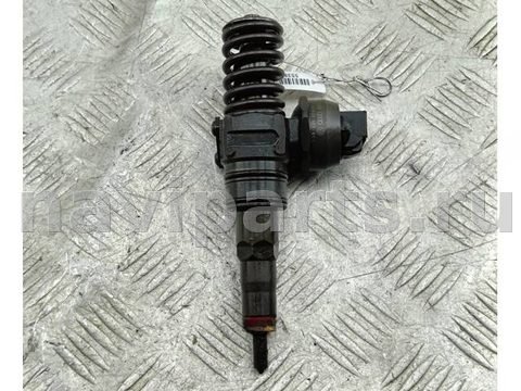 Новое Volkswagen Golf, 2004 г., OEM 038130073AG, арт. 55382827, фото 2