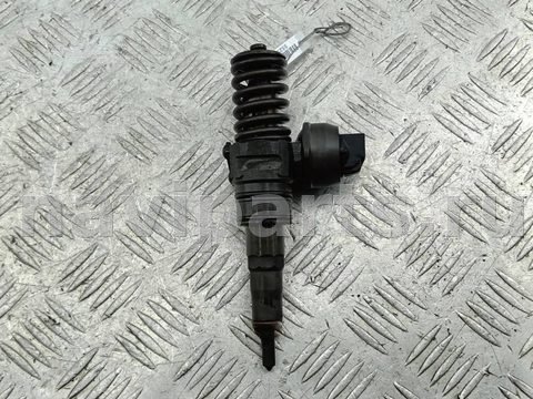 Новое Volkswagen Touran, 2006 г., OEM 038130073BQ, арт. 55388013
