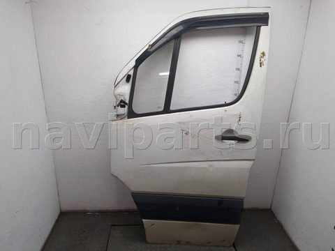 Форточка передняя левая Mercedes Sprinter W906, 2006 г., OEM A9067250009, арт. 11746024