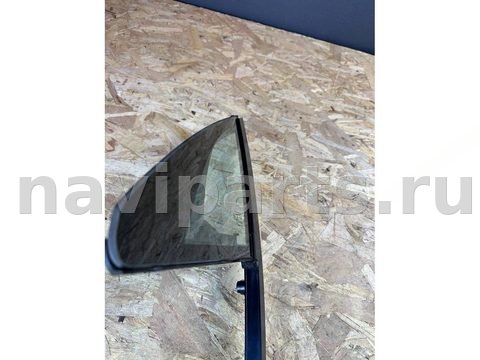 Форточка передняя левая Porsche Macan, 2015 г., OEM 95B845113J, арт. LX3546023866