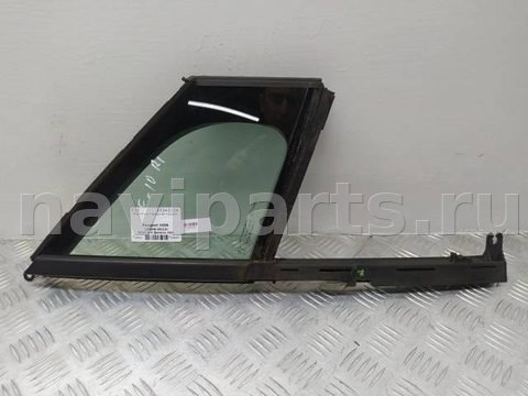 Форточка передняя правая Peugeot 5008, 2010 г., арт. 10343104