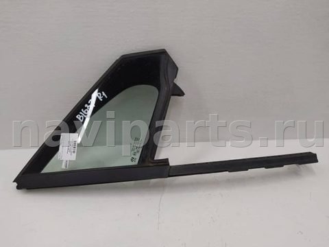 Форточка передняя правая Peugeot 208, 2013 г., арт. 10418618