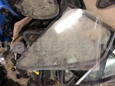 Форточка передняя правая Renault Trafic, 1989 г., арт. 20289490