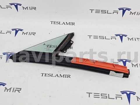 Форточка передняя правая Tesla Model S, 2017 г., OEM 1032610, арт. 45660