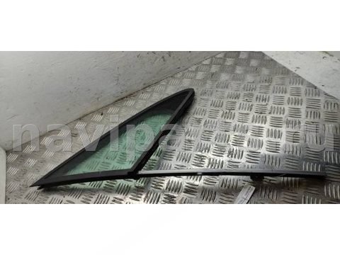 Форточка передняя правая Peugeot 407, 2006 г., арт. 50063604