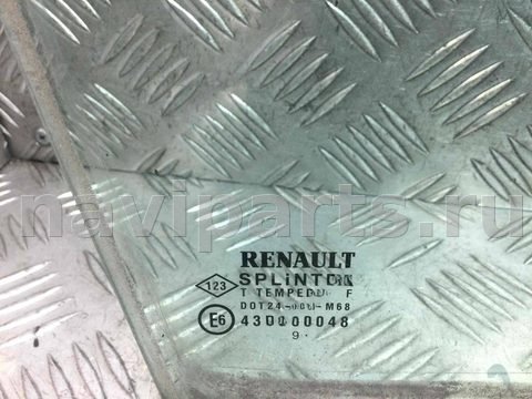 Форточка передняя правая Renault Scenic, 2002 г., арт. A01918821