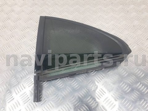 Форточка задняя левая Mercedes C W205, 2014 г., OEM A2057300055, арт. 10095