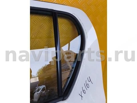 Форточка задняя левая Toyota Hilux, 2021 г., OEM 681240K250, арт. 211628