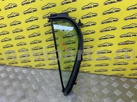 Форточка задняя левая Toyota Hilux, 2017 г., OEM 681240K250, арт. 221153
