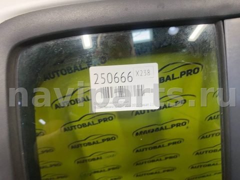 Форточка задняя правая Nissan Navara, 2012 г., OEM 82262EB300, арт. 250666, фото 5