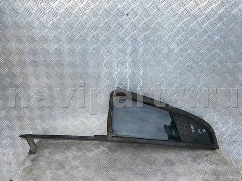 Форточка задняя правая Lincoln Navigator, 2000 г., арт. 67948