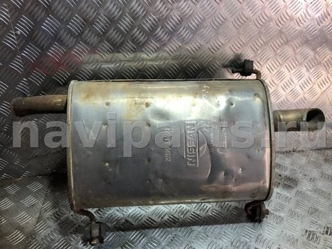 Новое Nissan Primera, 2001 г., арт. B94304994