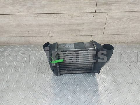 Интеркулер Audi A4, 2003 г., OEM 145806, арт. 18709143