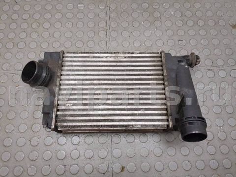 Интеркулер Nissan Qashqai, 2013 г., OEM 144614EA0A, арт. 20992378