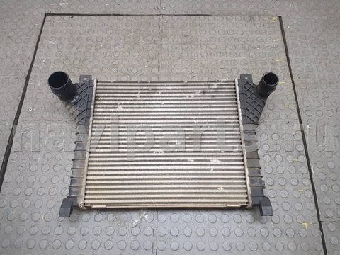 Интеркулер Dodge Nitro, 2006 г., OEM 68003967AA, арт. 21326639