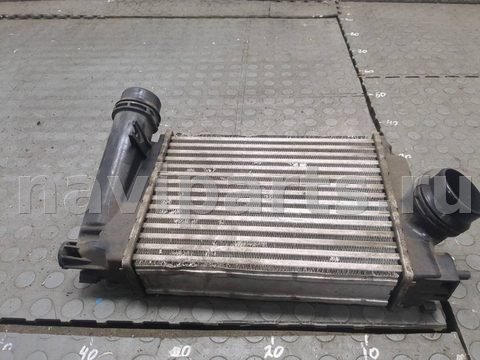 Интеркулер Nissan Qashqai, 2013 г., OEM 144614EA0A, арт. 21337684
