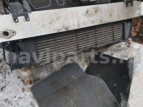 Интеркулер Mercedes C W203, 2005 г., арт. 33073840