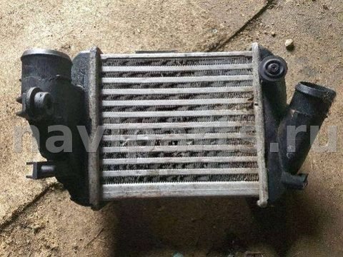 Интеркулер Audi A4 B7, 2005 г., OEM 8E0145805P, арт. 41502629