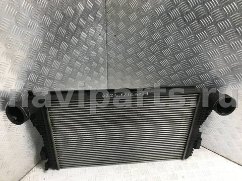 Интеркулер Volkswagen Touran, 2005 г., OEM 1K0145803, арт. 4224F2164229, фото 2