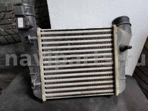 Интеркулер Audi A4 B7, 2006 г., OEM 8E0145805AA, арт. 79505382