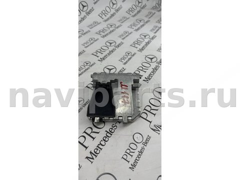 Камера переднего вида Mercedes C W204, 2014 г., OEM A0009057302, арт. 100673