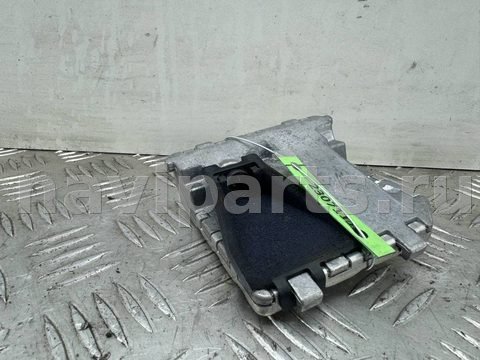 Камера переднего вида Mercedes E W212, 2009 г., OEM 9050038, арт. 230711, фото 4