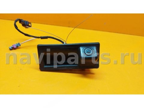 Камера заднего вида Volkswagen Touran, 2013 г., OEM 1T0827566C, арт. 01014405