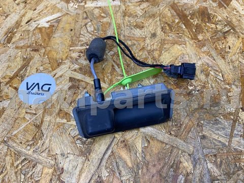Камера заднего вида Audi A6, 2014 г., OEM 5N0827566AA, арт. 01789454