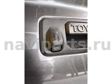 Камера заднего вида Toyota Tundra, 2015 г., OEM 867900C020, арт. 211298
