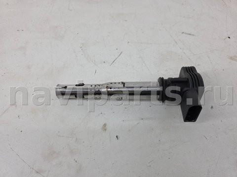 Катушка зажигания Volkswagen Passat, 2013 г., OEM 07K905715F, арт. 13029