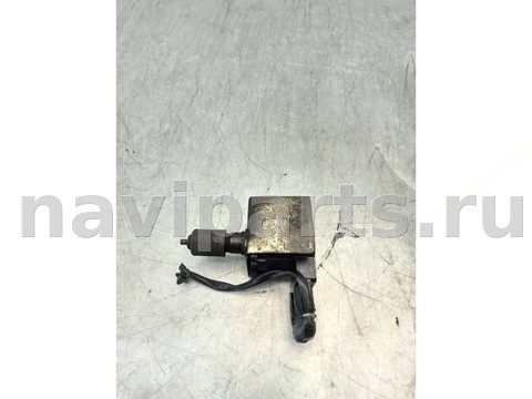 Новое BMW 3 E90/E91/E92/E93, 2006 г., OEM 13519497, арт. 8J353-6