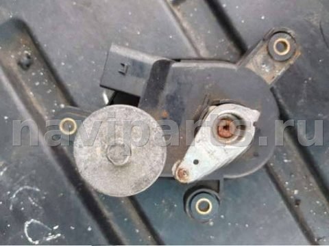 Клапан впускной Mercedes ML W163, 2001 г., OEM A6111500494, арт. 20321520, фото 3