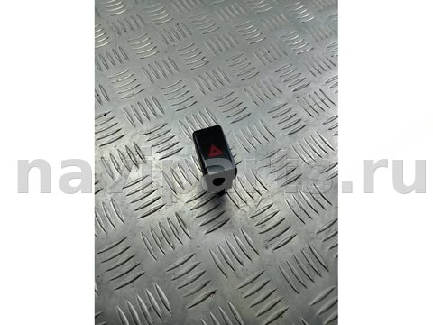Кнопка аварийной сигнализации Mazda 3, 2004 г., OEM BP4K664H0, арт. 102220120