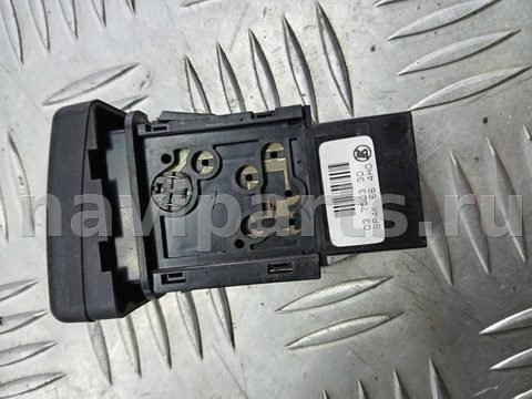 Кнопка аварийной сигнализации Mazda 3, 2004 г., OEM BP4K664H0, арт. 102220120, фото 4