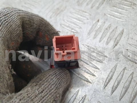 Кнопка аварийной сигнализации Peugeot 5008, 2011 г., OEM 96652441XT, арт. 118654762, фото 5