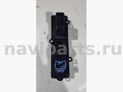 Кнопка аварийной сигнализации Mitsubishi Montero Sport, 1996 г., арт. 120724633, фото 2